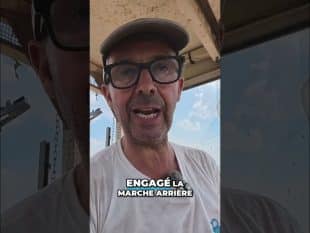 Tracteur en panne sur voie ferrée: sauvetage incroyable! #shorts