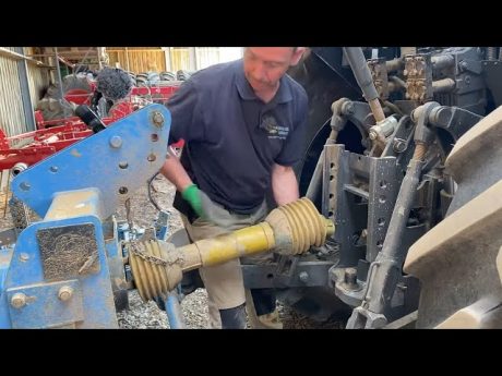 Attelage, conduite et déplacement avec le g135 versu en sécurité !