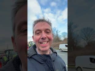 Rdv à 17h pour un live 
