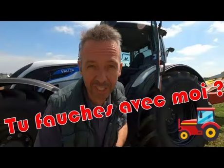 Tu fauche avec moi ? et commandes du valtra n155 😉