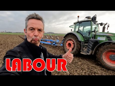 Au labour, test de consommation sur le fendt 724 et la charrue lemken !