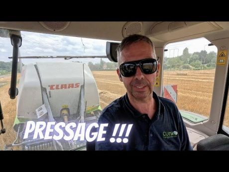1,2,3,4….223 : le pressage de la paille avance bien 🌾